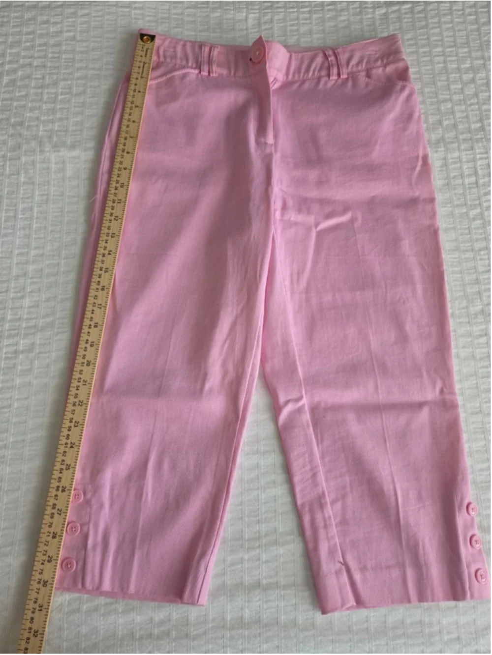 Counterparts Women’s Pink Capri Pants Size 10P Stretch Button Hem